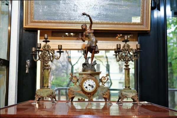 Изображение к статье: Как нейтрализовать негатив в старых вещах и антиквариате