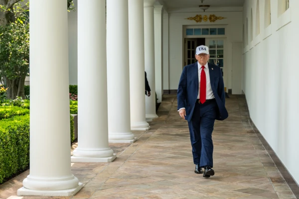 Изображение к статье: Апелляционный суд США признал тарифы Трампа незаконными