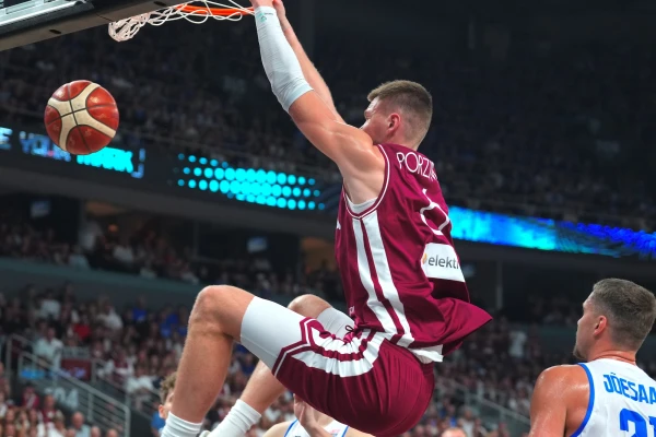 Изображение к статье: «Некоторые части тела будут болеть ещё долго»: игроки и главный тренер объяснили трудную победу над Эстонией