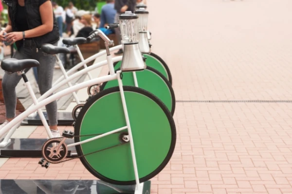 Изображение к статье: Велосипедный генератор: экология против реальности