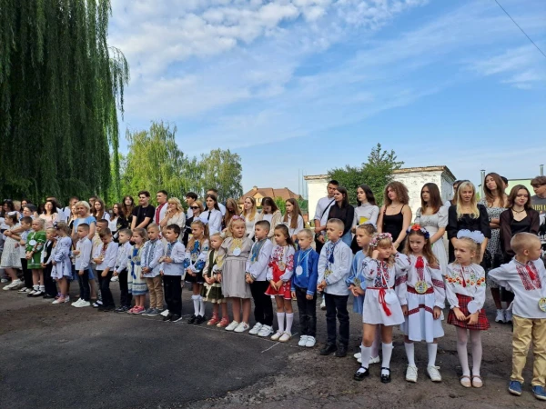 Изображение к статье: Линейки в Украине были немногочисленными.