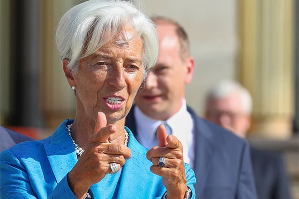 Изображение к статье: Европейский центробанк предупредил о серьезной опасности