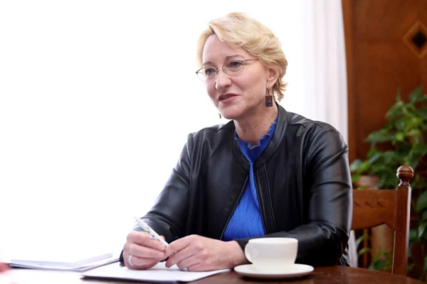 Изображение к статье: Разница между школами в использовании латышского языка уйдет со временем - министр