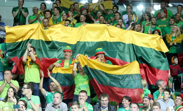 Изображение к статье: Литовцам выделено 450 билетов на матч 1/8 финала против Латвии