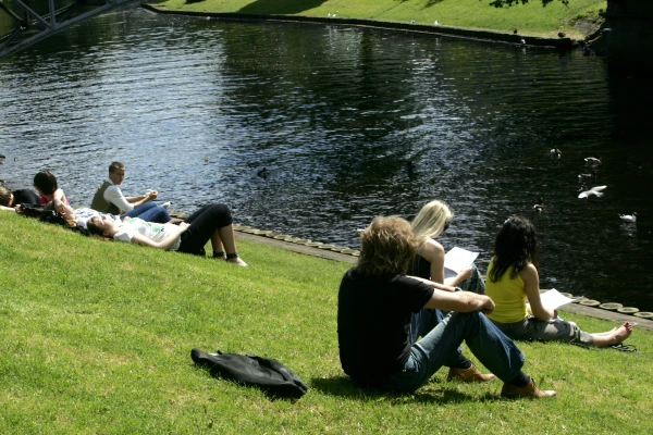 Изображение к статье: В историческом центре Риги появится новая зеленая зона и дождевой сад за 3,5 млн евро