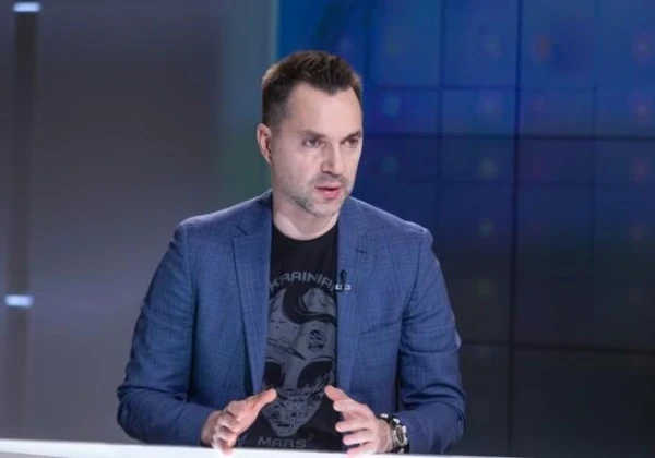 Изображение к статье: «Уровень русофобии зашкаливает»: Арестович порассуждал, ждет ли Латвию судьба Украины