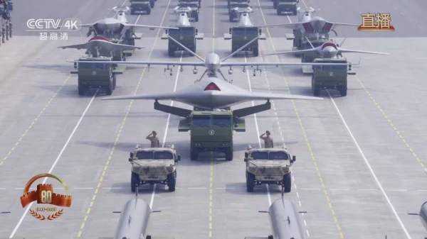 Изображение к статье: Исполинские дроны в полет все же не отпустили.