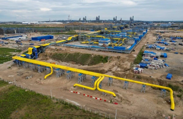 Изображение к статье: Под огромные инфраструктурные мощности вырубили тысячи гектаров тайги.