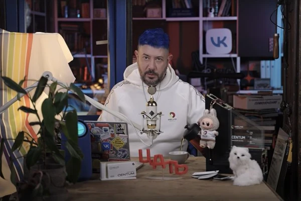 Изображение к статье: Артемий Лебедев заступился за уехавших из России релокантов