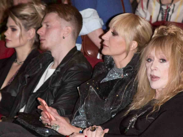 Изображение к статье: Весь клан эстрады вместе.