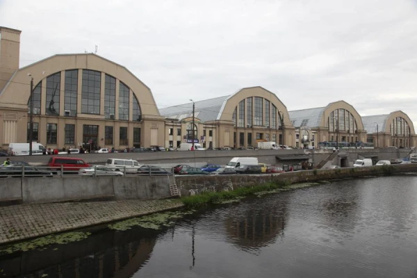 Изображение к статье: «5 евро за полчаса!» Как дурят нашего брата на  парковке у Центрального рынка