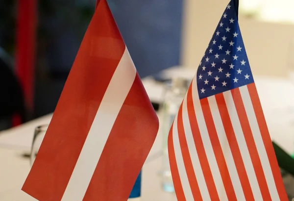 Изображение к статье: Въезд в США для граждан ЕС подорожает почти в два раза