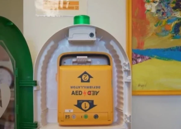 Изображение к статье: Государство закупило 280 дефибрилляторов для школ