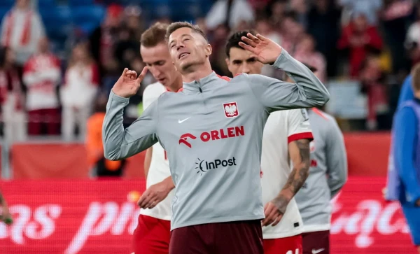 Изображение к статье: Польский нападающий Роберт Левандовски вышел на 7-е место списка лучших бомбардиров сборных всех времен