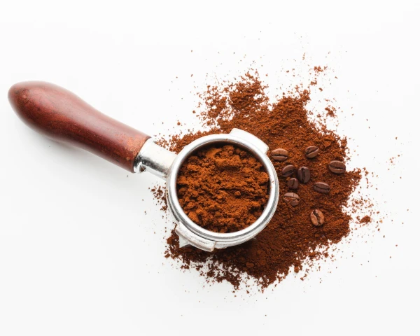 Изображение к статье: Вторая жизнь кофейной гущи: 13 способов применения в быту