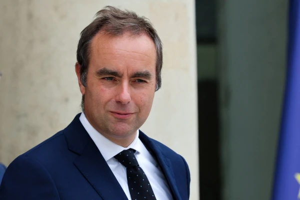 Изображение к статье: Макрон назначил новым премьером Франции министра обороны