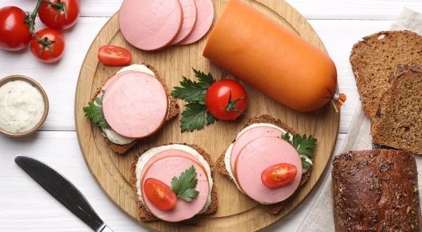 Изображение к статье: Названа лучшая альтернатива магазинной колбасе — много белка, железа и витаминов