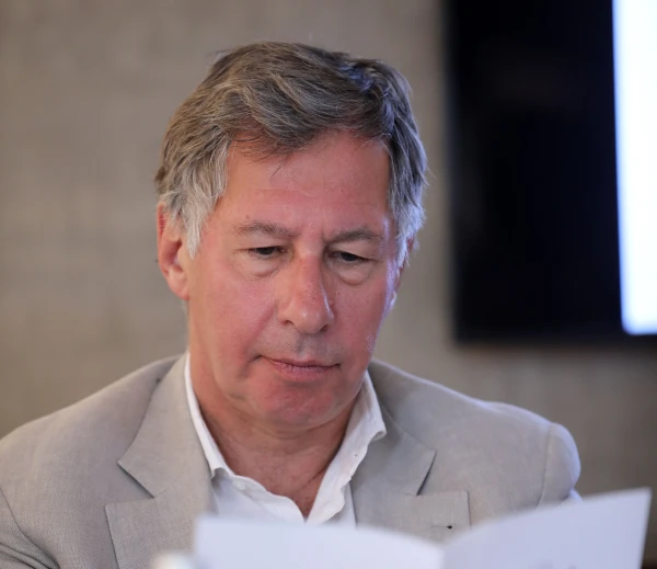 Изображение к статье: Журнал: миллиардер Пётр Авен предлагал оплатить долги airBaltic