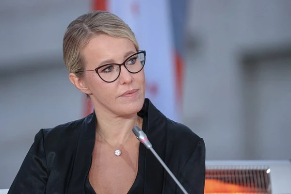 Изображение к статье: Собчак и Арестовича заметили вместе в Лондоне. Чем они занимались?