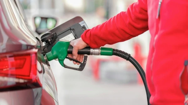 Изображение к статье: Самый дорогой бензин в Риге! Столица Латвии лидирует среди стран Балтии по ценам