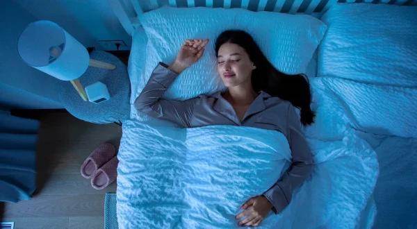 Изображение к статье: Из-за сна на спине повышается риск деменции, заявил эксперт