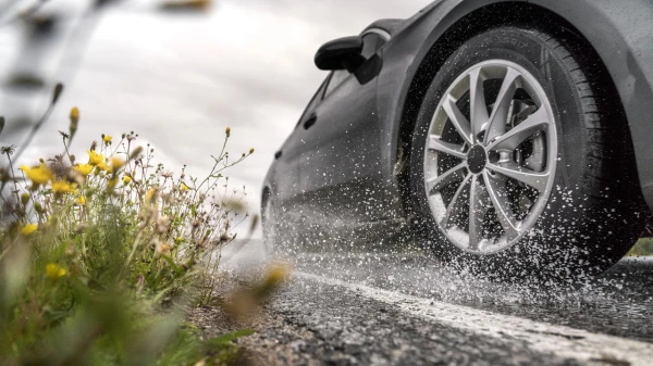 Изображение к статье: В пятницу в результате ДТП  в Латвии пострадали 10 человек