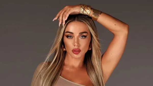 Изображение к статье: Журналисты атаковали Седокову вопросами о гибели Тиммы — она не выдержала