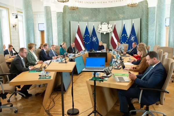 Изображение к статье: Политолог объяснила, кто  больше всех потеряет в случае распада правительства