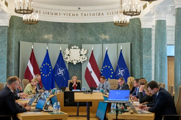 Изображение к статье: Два года у власти: как жители Латвии оценили правление Эвики Силини