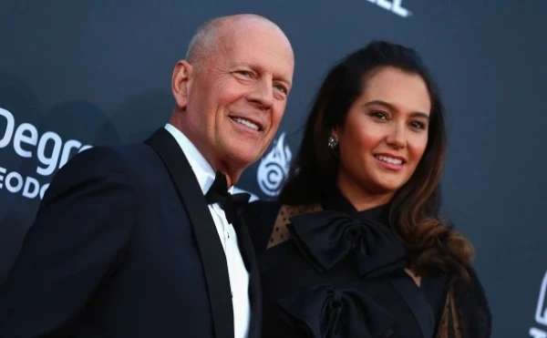 Изображение к статье: Артист успел насладиться радостью брака.