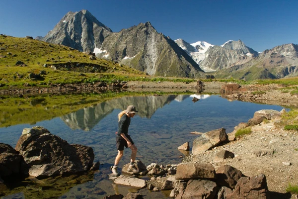 Изображение к статье: Без снаряжения в горах нечего делать.
