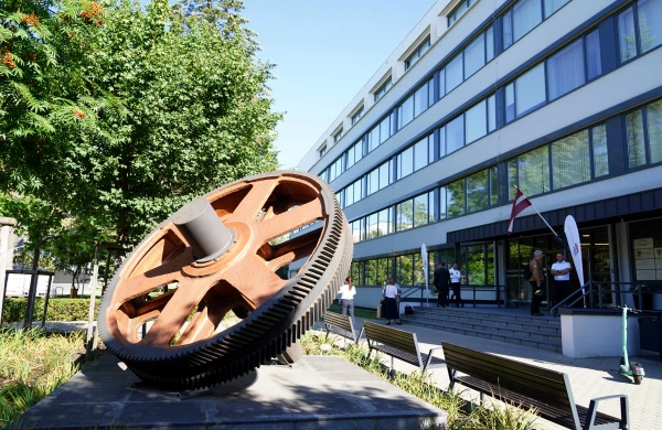 Изображение к статье: Морская академия теперь является составной частью РТУ.