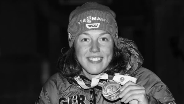 Изображение к статье: Тело погибшей биатлонистки Лауры Дальмайер все же эвакуируют с гор Пакистана. Прошло 50 дней после трагедии