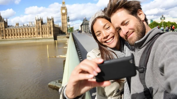 Изображение к статье: 7 вещей, которые счастливые пары не делают в социальных сетях