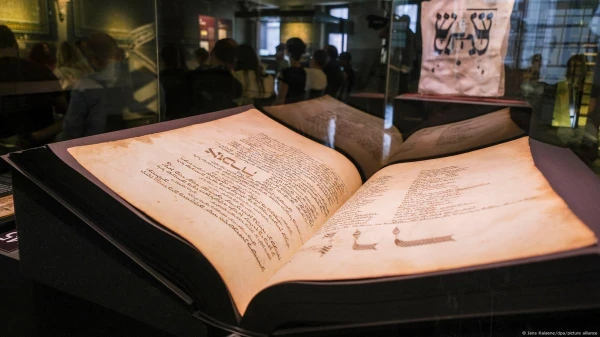 Изображение к статье: Реликвии еврейской общины, сохранившиеся в Холкосте.