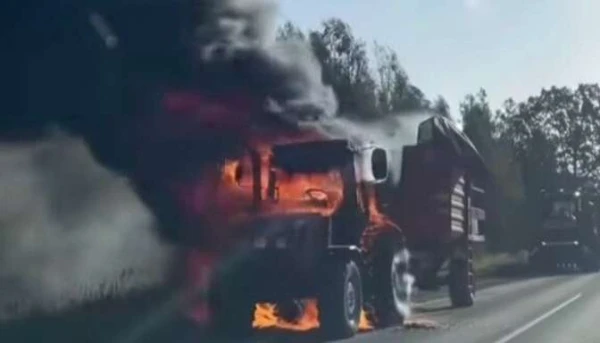 Изображение к статье: Водители у Ливберзе стали свидетелями апокалиптической сцены