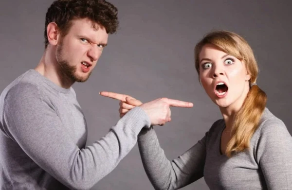 Изображение к статье: Не употребляйте его: это слово может разрушить даже самый крепкий брак