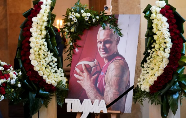 Изображение к статье: «Урна с прахом Яниса будет предана земле в Латгалии»: адвокат семьи Тиммы сообщила о деталях церемонии прощания с баскетболистом