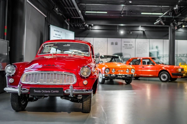 Изображение к статье: В Рижском Мотормузее открыли специальную выставку автомобилей Škoda