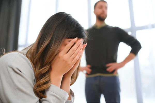 Изображение к статье: Почему женщина может внезапно разорвать отношения: 7 сигналов, которые мужчина игнорирует