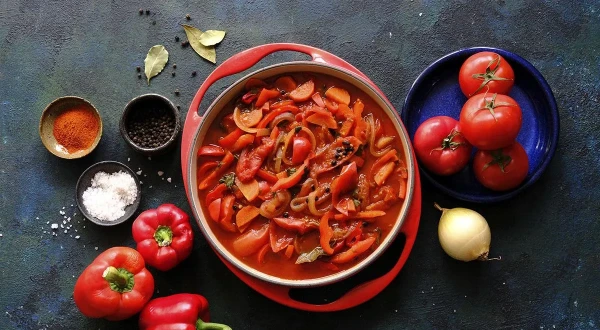 Изображение к статье: Как приготовить настоящее лечо по-венгерски