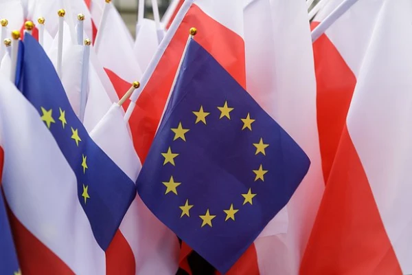 Изображение к статье: В ЕС обеспокоились из-за сделки Китая с Польшей