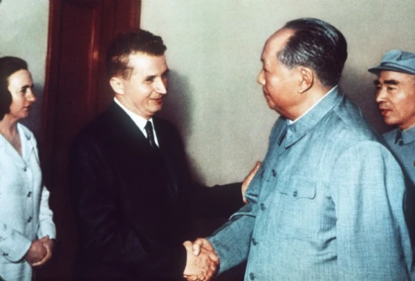 Изображение к статье: Товарищи Чаушеску и Мао сошлись на неприязни к КПСС.