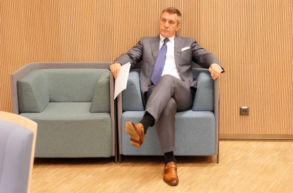 Изображение к статье: Хоккеист Озолиньш может остаться на улице: бывшая жена требует от него почти 2 миллиона евро