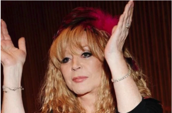 Изображение к статье: «Что себе позволяет!?» В Госдуме России удивились наличию света в доме Аллы Пугачёвой