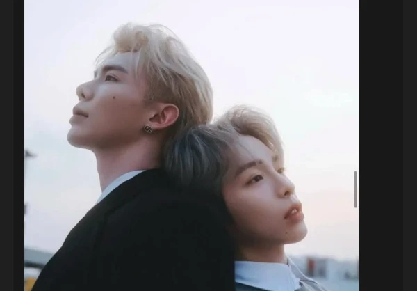 Изображение к статье: Победитель "Интервидения-2025" в Москве со своим бойфрендом