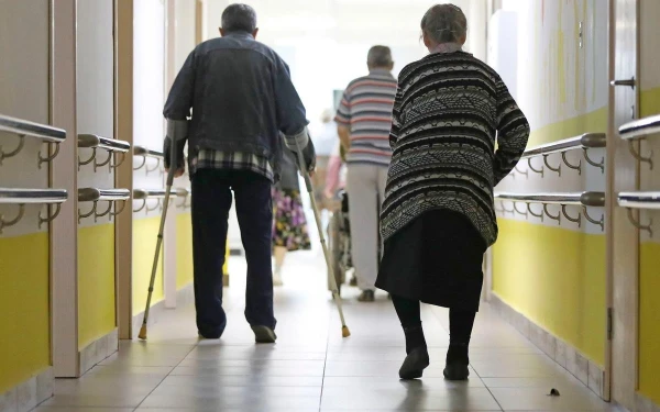 Изображение к статье: Рижские старики вынуждены около года ждать места в пансионате