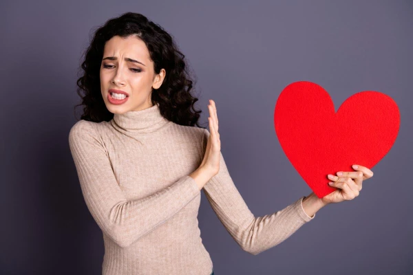 Изображение к статье: Страх любви: от внутренней тревоги до психической патологии