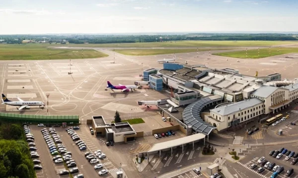 Изображение к статье: В аэропорту Вильнюса запретили полеты из-за появления дрона