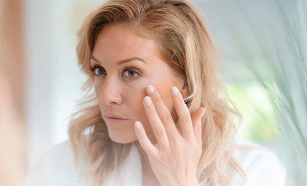 Изображение к статье: Как решить проблемы с кожей лица, возникающие после 40 лет, при помощи питания